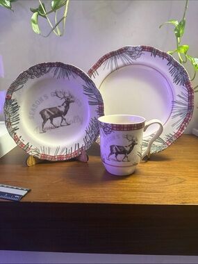 Season's Greetings Deer Holiday Dinnerware Set - White and Red Plaid